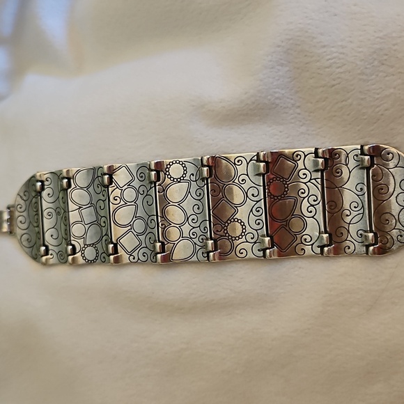BRIGHTON Eye of the Tiger Multi-gemstone Scroll Wide Tile Bracelet - Picture 5 of 9